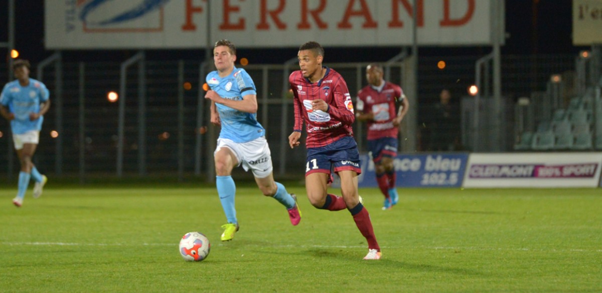 Clermont – Tours: le résumé vidéo