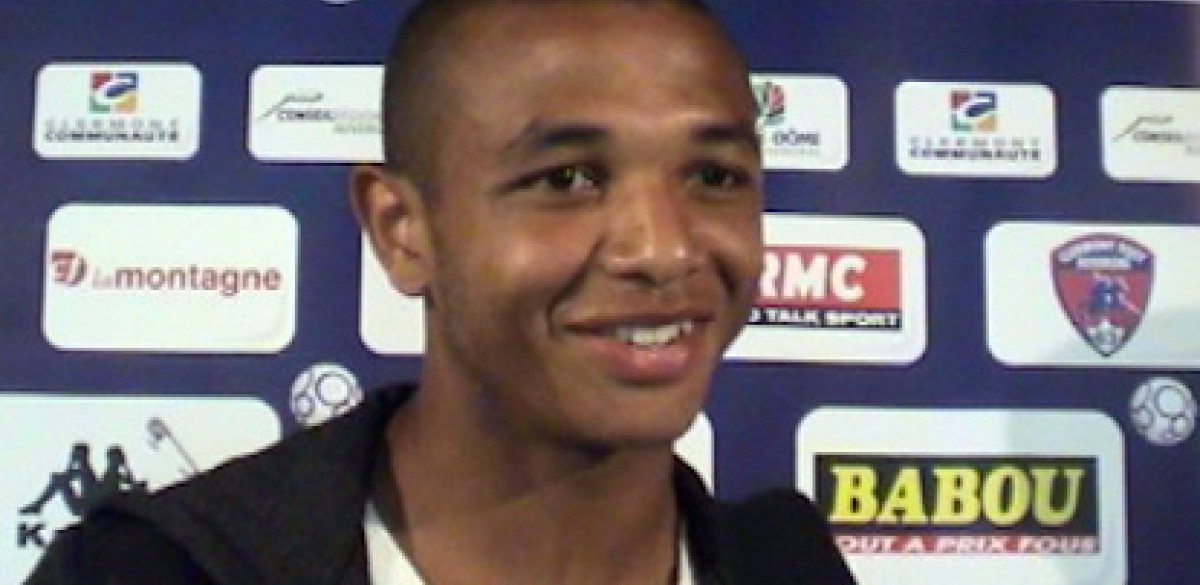 Yacine Brahimi en visite