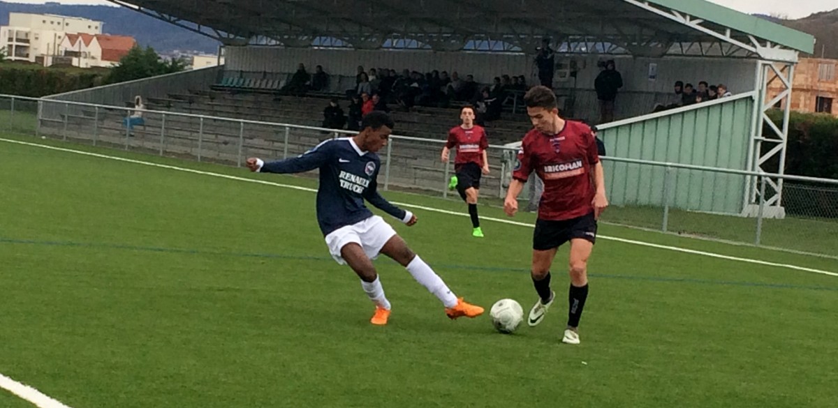 Asso : Point sur les U17 Nationaux Asso : Point sur les U17 Nationaux